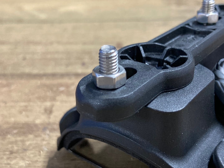 KA716 フィールドロック FIDLOCK TWIST UNI CONNECTOR BOA ボトルホルダー