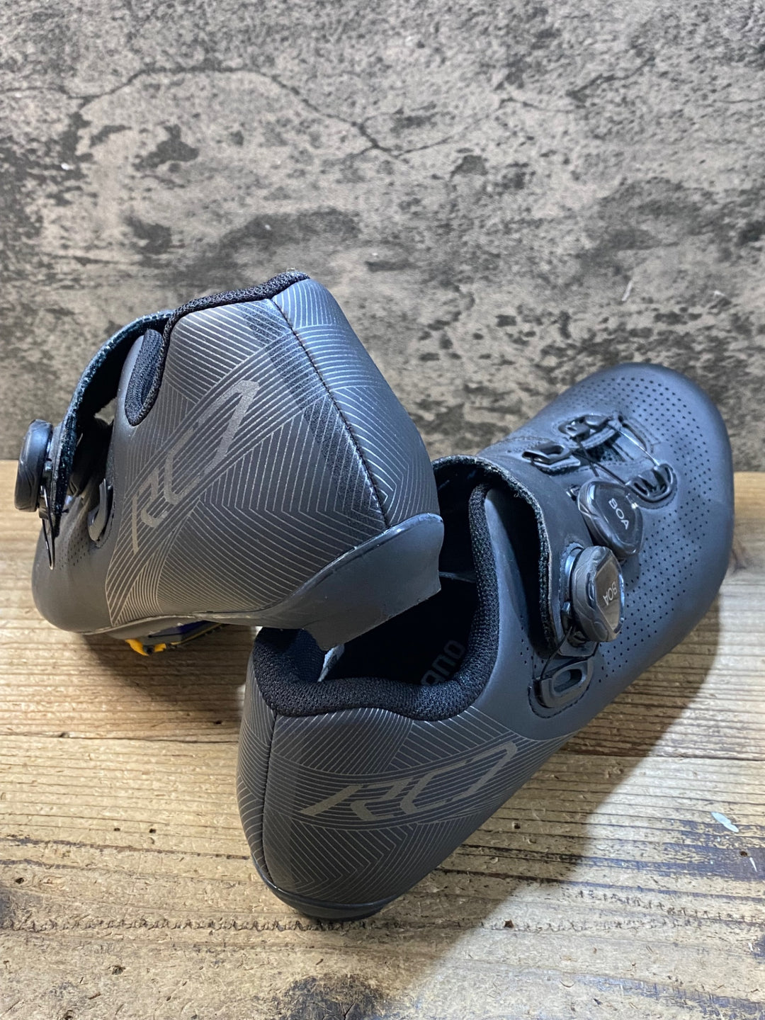 KJ903 シマノ SHIMANO RC7 SHRC701M L01 S ビンディングシューズ 3穴 黒 EU42 WIDE