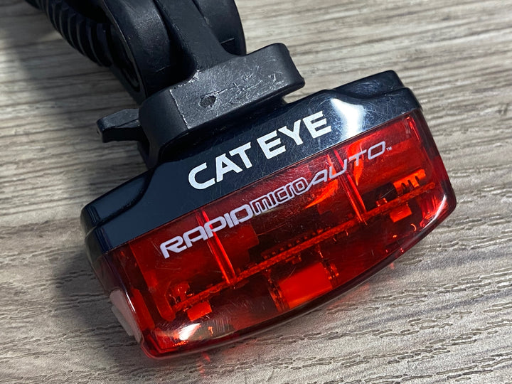 KE002 キャットアイ CATEYE RAPID MICRO AUTO リアライト 点灯確認済