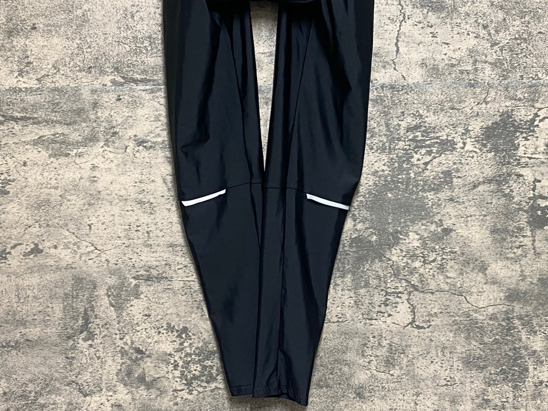 KN971 カペルミュール KAPELMUUR UVカット レーサータイツ 黒 38