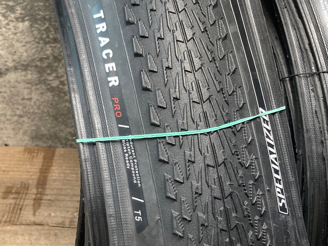 JO003 スペシャライズド SPECIALIZED TRACER PRO 2BLISS READY チューブレスレディ タイヤ 700x47C 2本セット