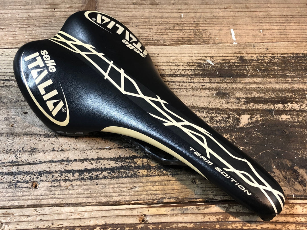 JS714 セライタリア SELLE ITALIA SLR Team Edition サドル 黒白 カーボンレール