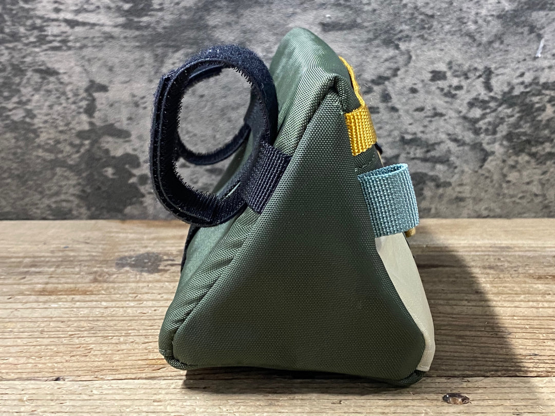 KG085 TOPO DESIGNS Bike Bag Mini Mountain ハンドルバッグ 緑