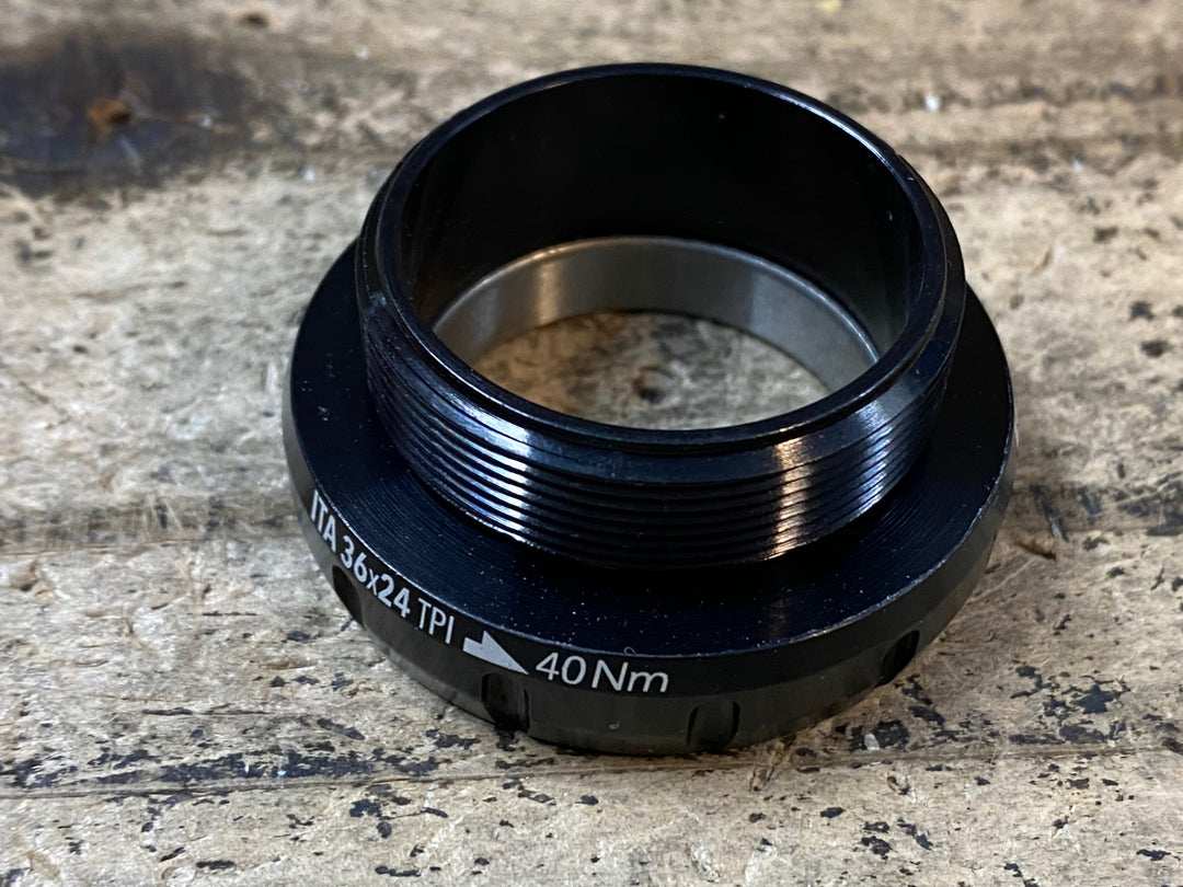 JS191 ローター ROTOR ITA30 BB STEEL ボトムブラケット BLACK C04-023-01010-0