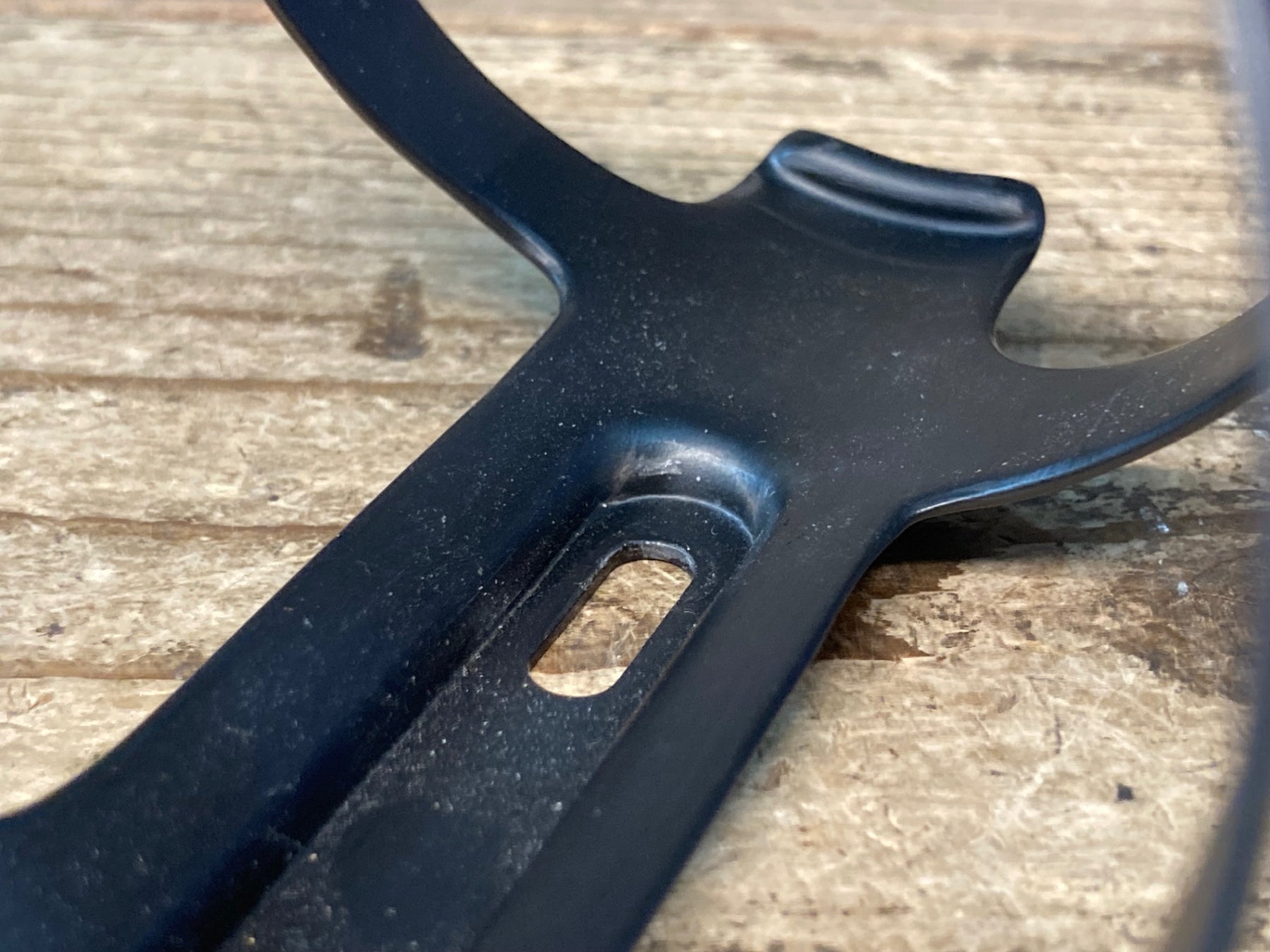 JK970 モスト MOST THE WINGS カーボン ボトルケージ 1K ペア – BICI