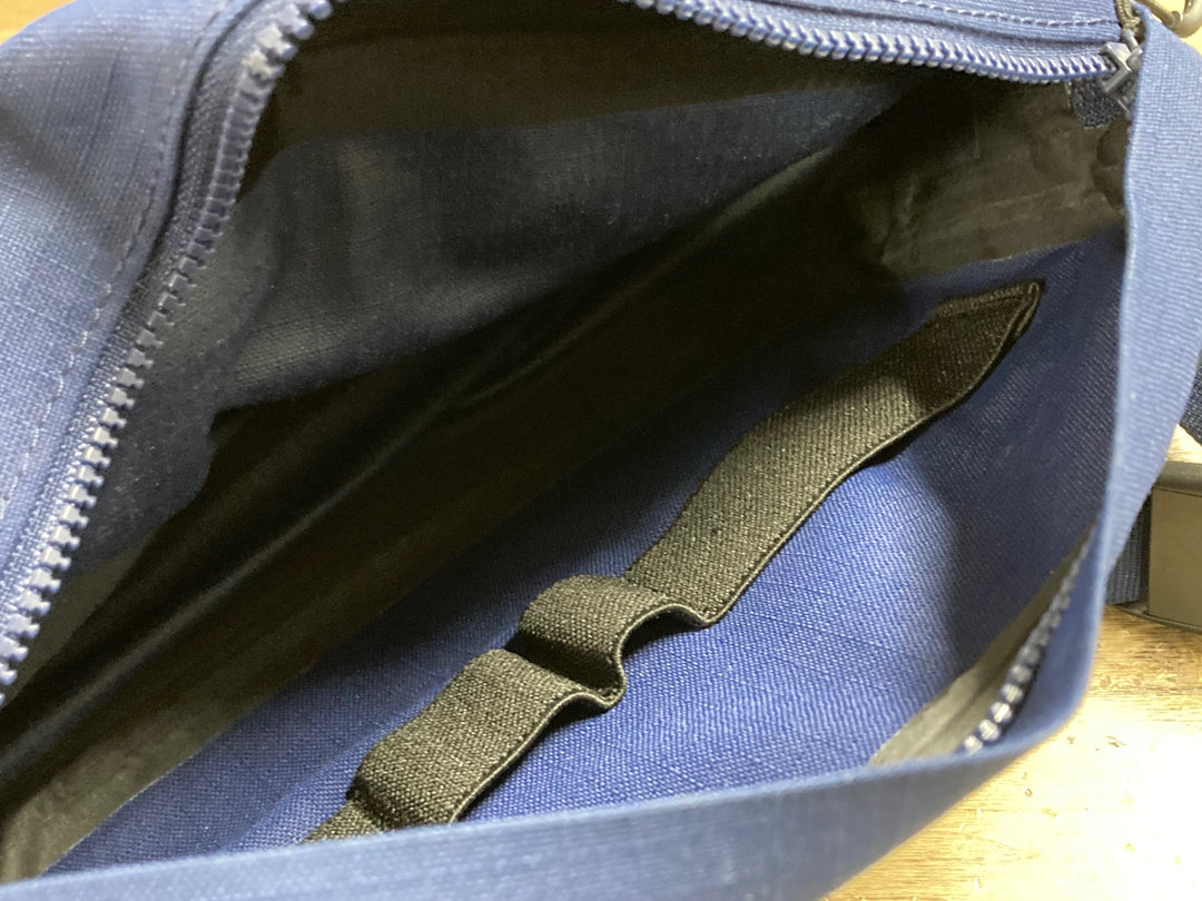 KD632 ラファ Rapha EXPLORE BAR BAG バーバッグ 紺