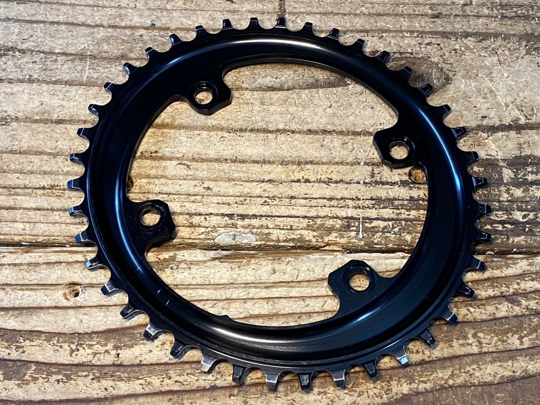 JW821 ウルフトゥース WOLFTOOTH DROP-STOP B 楕円 チェーンリング 42T