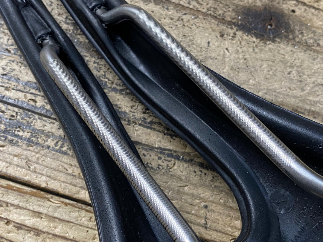 JY778 SELLE SMP hell サドル 黒 aisi 304 tubeレール