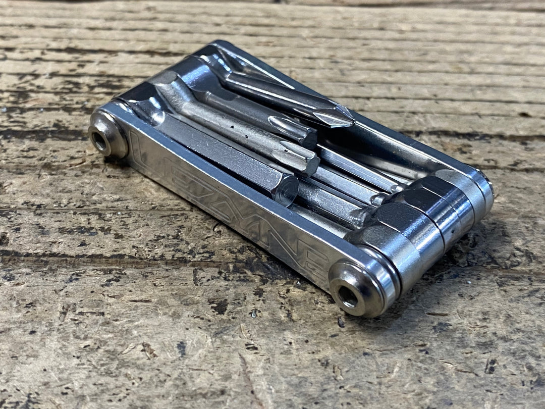 KD044 レザイン LEZYNE V5 携帯工具