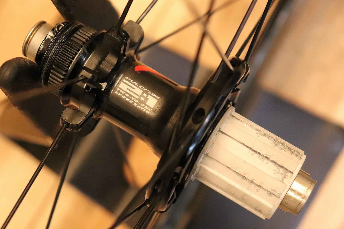 フルクラム FULCRUM レーシング クアトロ RACING QUATTRO CARBON DB