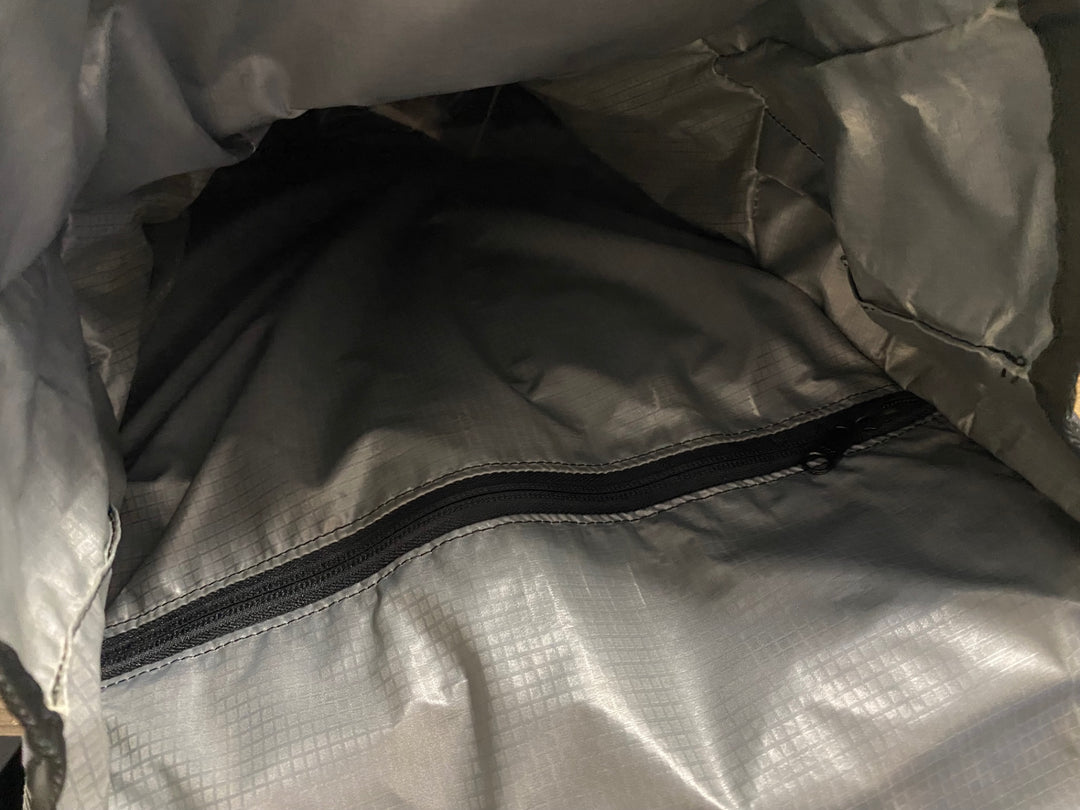 KJ509 ミッションワークショップ MISSION WORKSHOP Rhake LAPTOP BACKPACK リュックサック バックパック 黒 ※インク汚れ