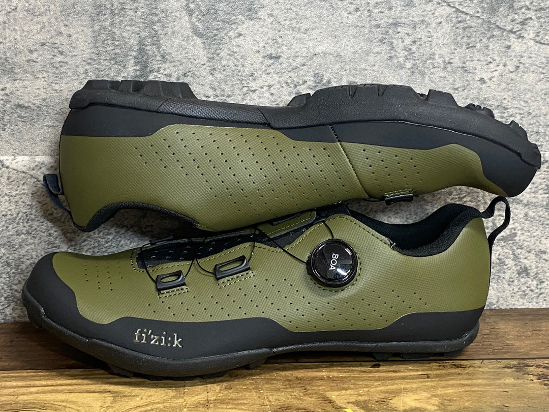 JK095 フィジーク fizik TERRA ATLAS ビンディングシューズ カーキ EU45 SPD