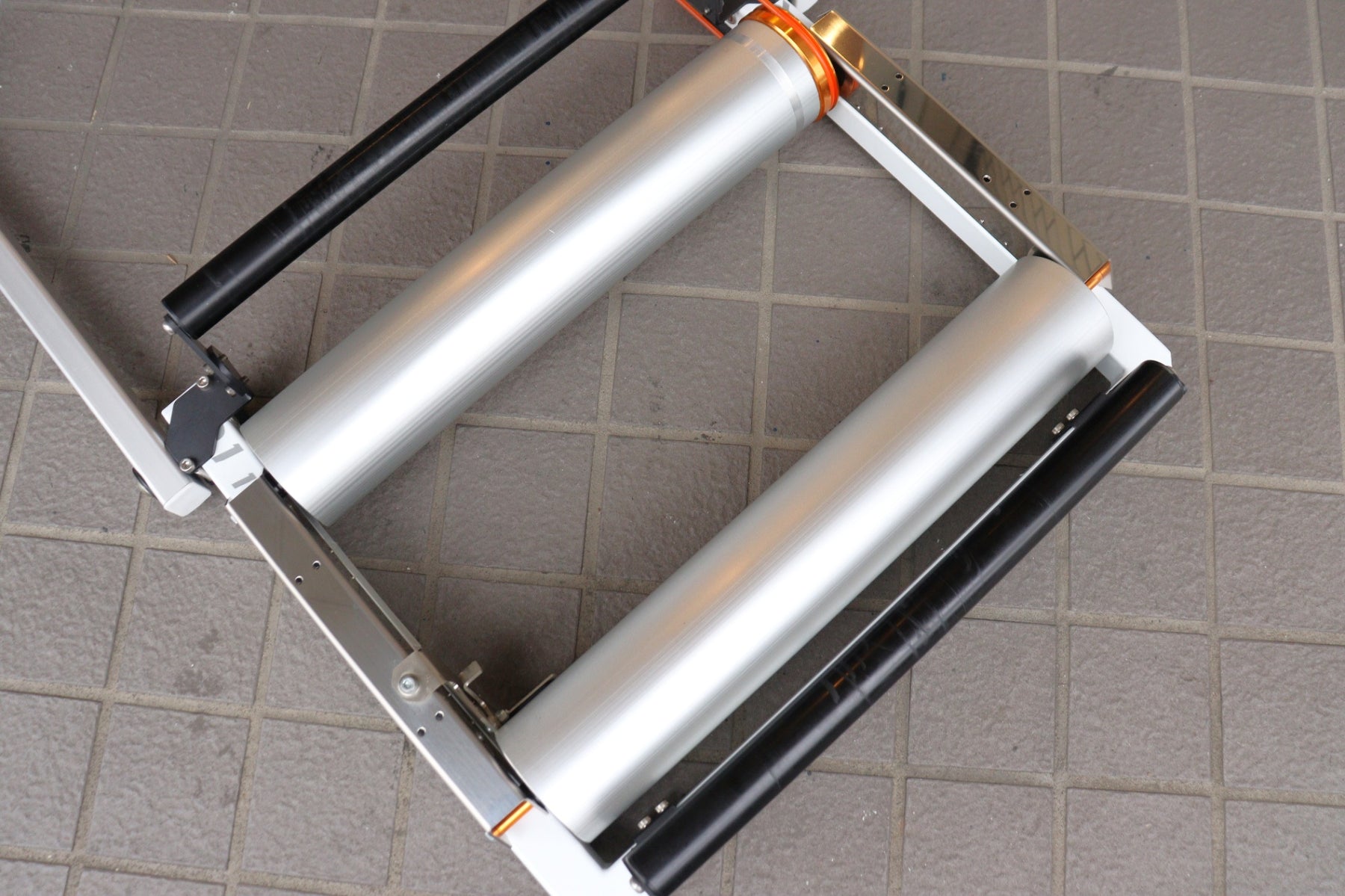 グロータック GROWTAC GT-ROLLER Q1.1 4本ローラー ローラー台 【横浜