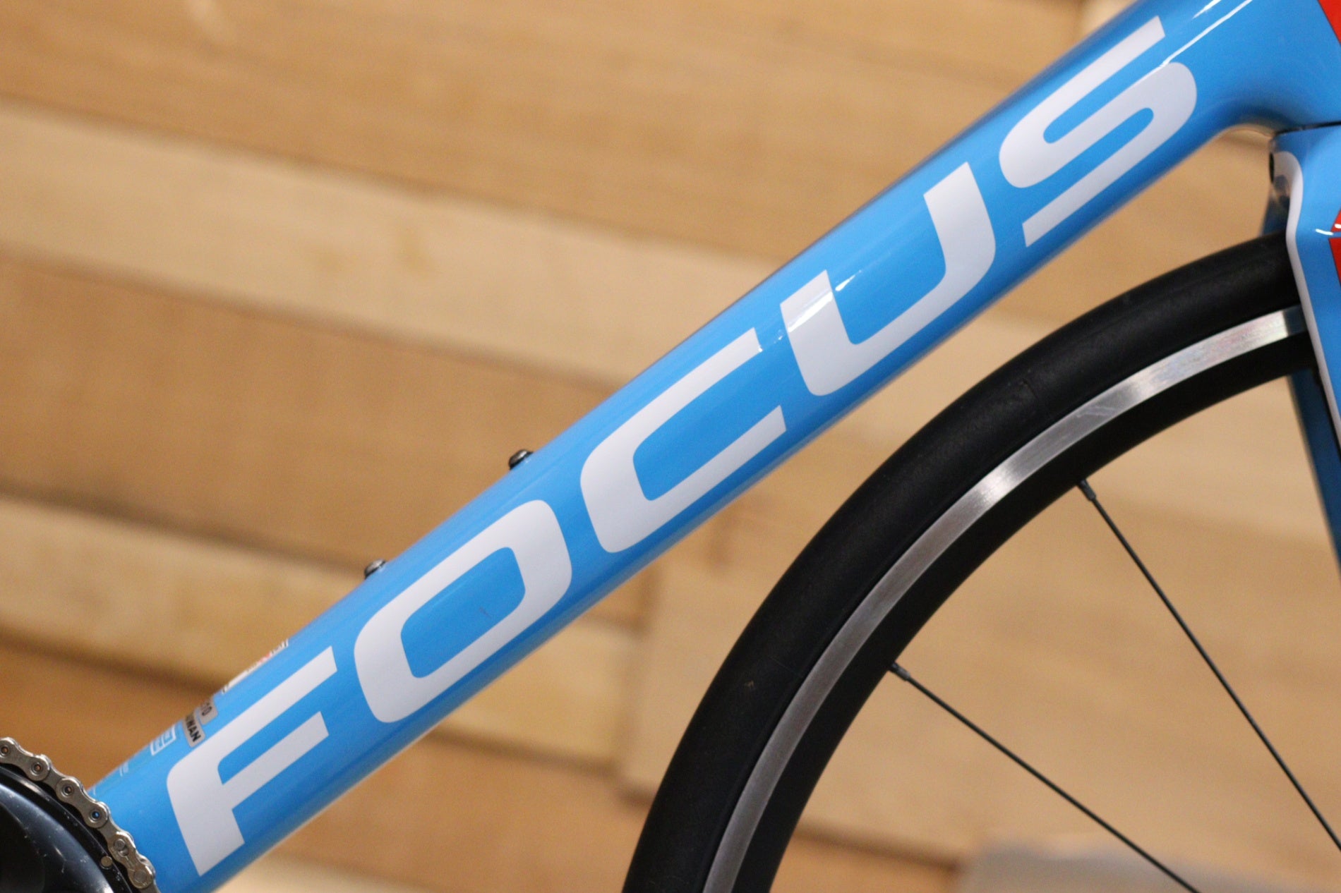 フォーカス　カヨ　FOCUS CAYO  Lサイズ　カーボンフレーム　最終値引き フォーカスカヨFOCUS CAYO Lサイズカーボンフレーム最終値引き