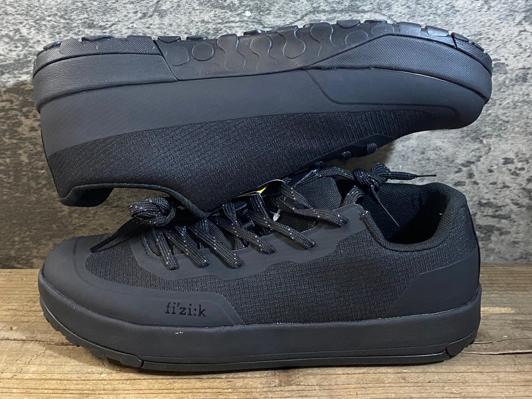 JP059 フィジーク FIZIK GRAVITA VERSOR ビンディングシューズ SPD EU43 黒