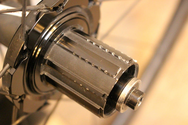 ヴィットリア VITTORIA イリュージョン ELUSION CARBON 42 カーボン チューブレスレディ シマノ 11/12S ワイドリム 17C【名古屋店】