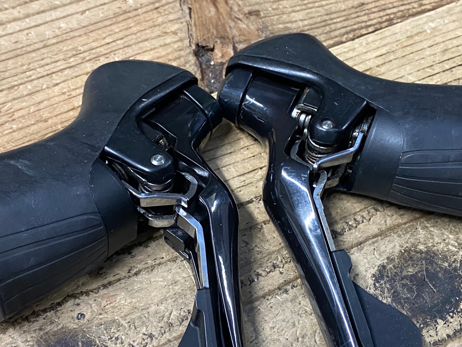 IZ523 シマノ SHIMANO 105 ST-R7000 STIレバーセット 2x11S – BICI
