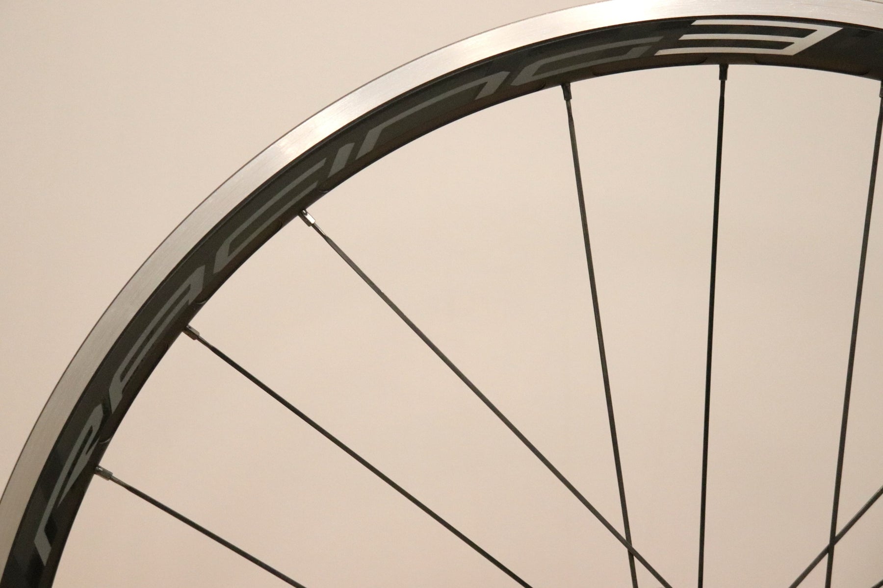 フルクラム FULCRUM レーシング RACING 3 アルミ クリンチャー