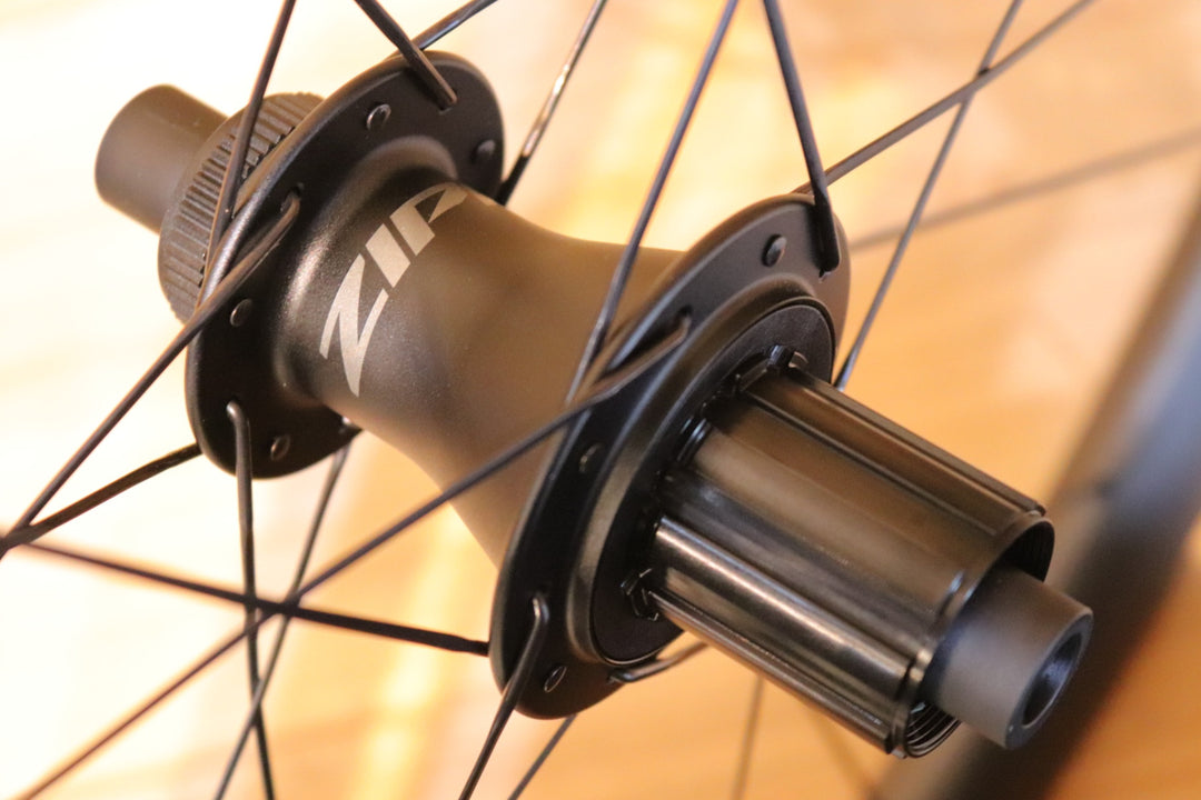 未走行 センサーモデル ジップ ZIPP 303 SW DISC シマノ 11S/12S 25㎜ フックレス カーボン チューブレス ロードバイク ホイールセット 【広島店】