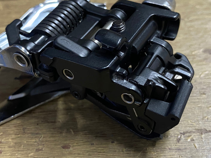 KB013 シマノ SHIMANO アルテグラ ULTEGRA FD-R8000 フロントディレイラー 直付 2s