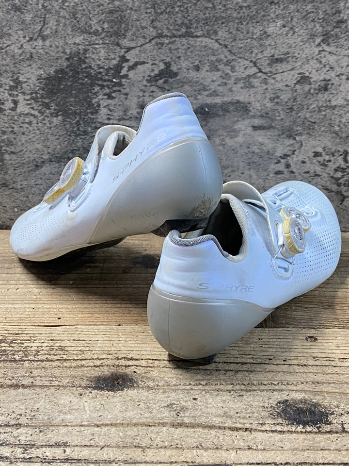 JZ240 シマノ SHIMANO S-PHYRE SHRC901M W01 S ビンディングシューズ 白 EU44 3穴