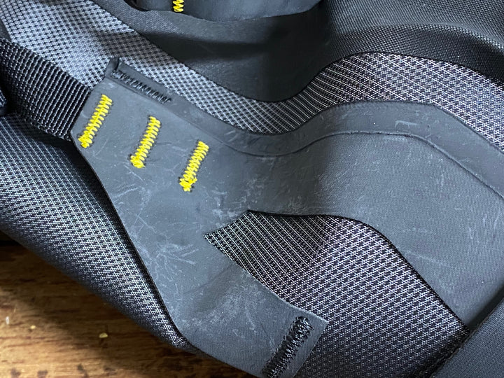 JY960 アピデュラ APIDURA エクスペディション サドルパック サドルバッグ 17L 防水