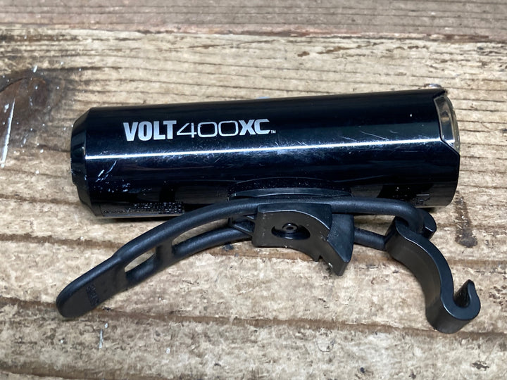 JK761 キャットアイ CATEYE VOLT400XC フロントライト 点灯確認済