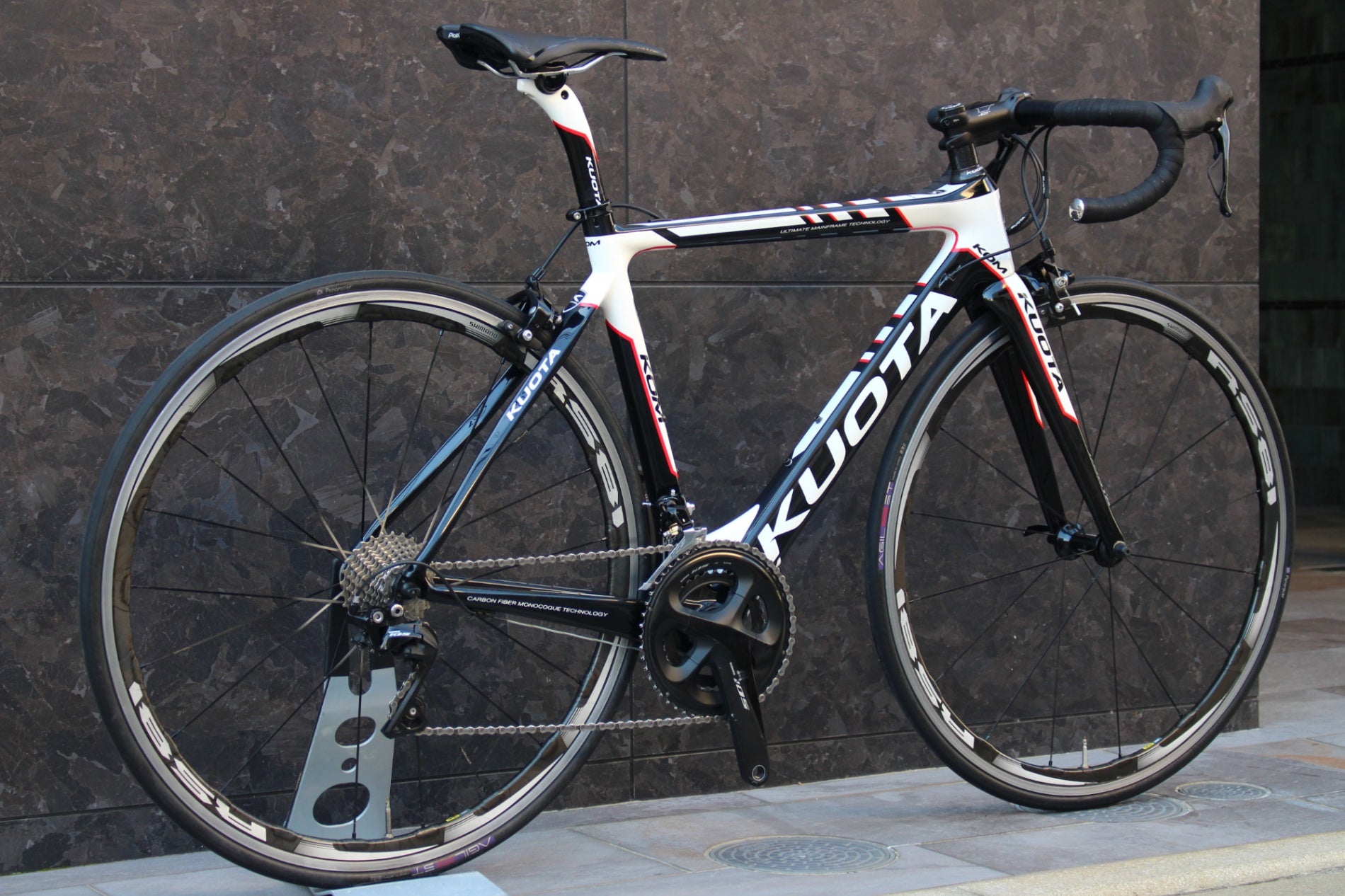 クォータ KUOTA KOM 2016モデル S(485)サイズ シマノ 105 R7000 11S