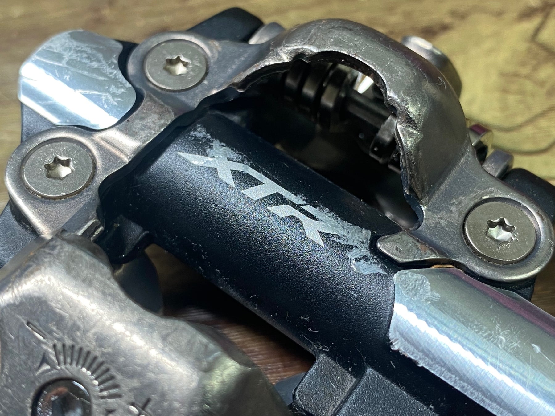 JJ711 シマノ SHIMANO XTR PD-M9100 ビンディングペダル SPD – BICI