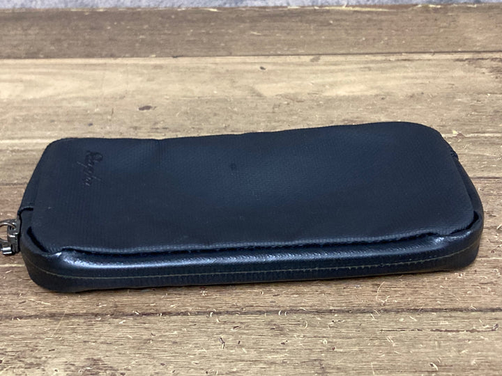 JV085 ラファ Rapha RAINPROOF ESSENTIAL CASE LARGE ポーチ 黒