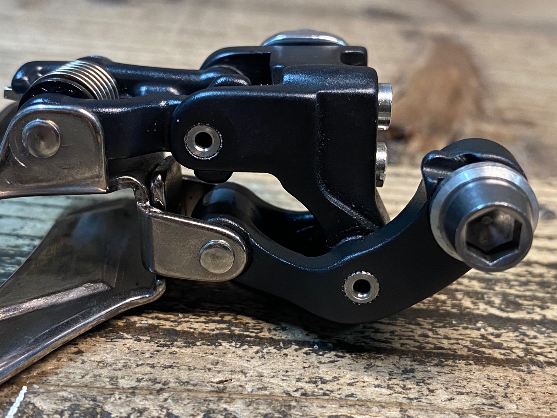 デュラエース　フロントディレイラー JG129 シマノ SHIMANO デュラエース DURA-ACE FD-7900 フロント