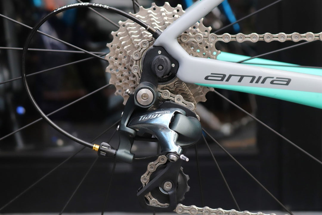 スペシャライズド SPECIALIZED アミラ AMIRA 2017モデル 44サイズ シマノ ティアグラ 4700 10S アルミ ロードバイク 【東京南麻布店】