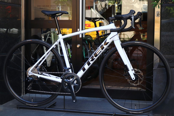 トレック TREK ドマーネ DOMANE AL3 DISC 2023モデル 54サイズ シマノ ソラ R3000 9S アルミ ロードバイク 【東京南麻布店】