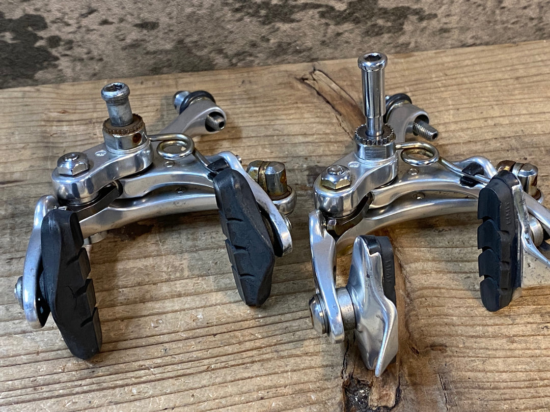 IQ796 カンパニョーロ CAMPAGNOLO コーラス CHORUS キャリパーブレーキ 前後セット シルバー ※ブレーキシュー社外品
