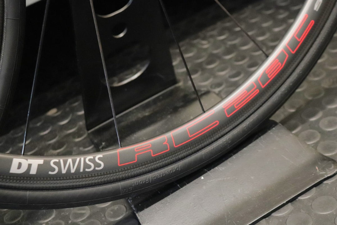 DTスイス DT SWISS モンシャセラル RC28 SPLINE C MON CHASSERAL カーボン クリンチャー ホイールセット シマノ12/11S 【東京南麻布店】