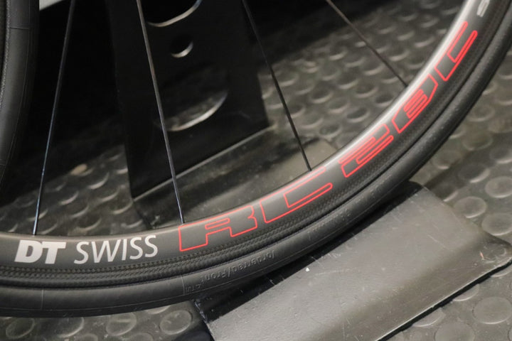 DTスイス DT SWISS モンシャセラル RC28 SPLINE C MON CHASSERAL カーボン クリンチャー ホイールセット シマノ12/11S 【東京南麻布店】