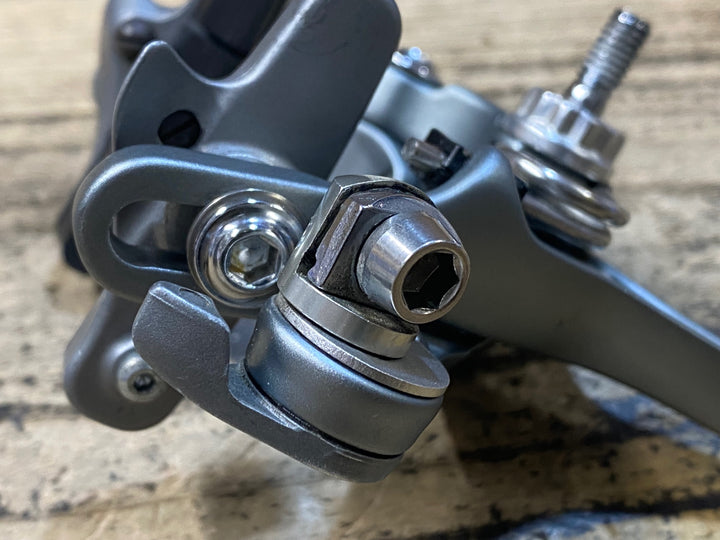 JX468 シマノ SHIMANO アルテグラ ULTEGRA BR-6700 リアブレーキ キャリパー ※アジャスター,ワッシャー,ナット欠品