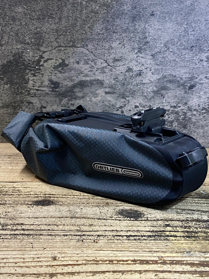 JS980 オルトリーブ ORTLIEB サドルバッグ グレー 黒