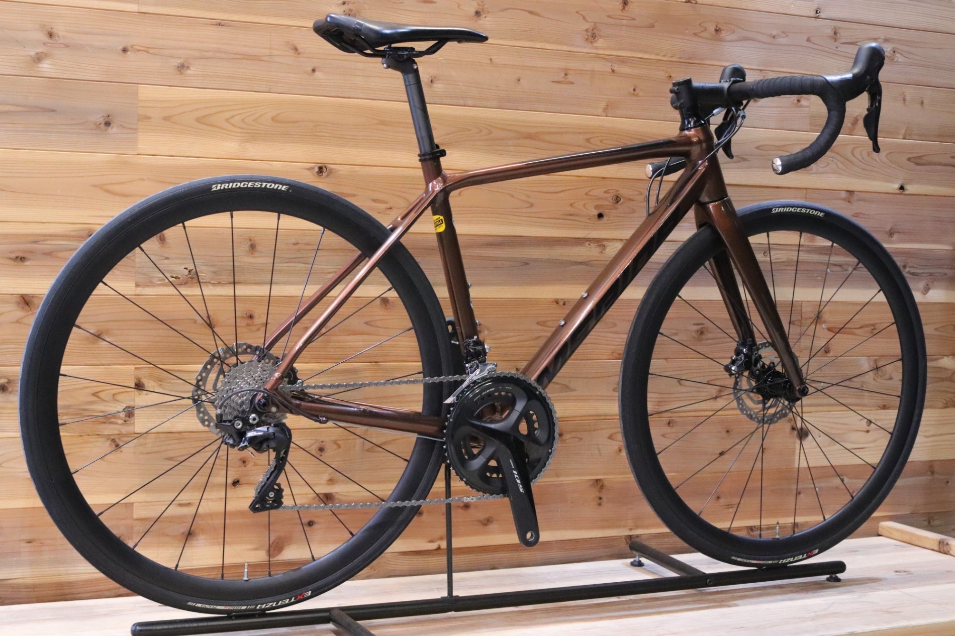 メリダ MERIDA スクルトゥーラ SCULTURA 700 DISC 2021モデル 47サイズ