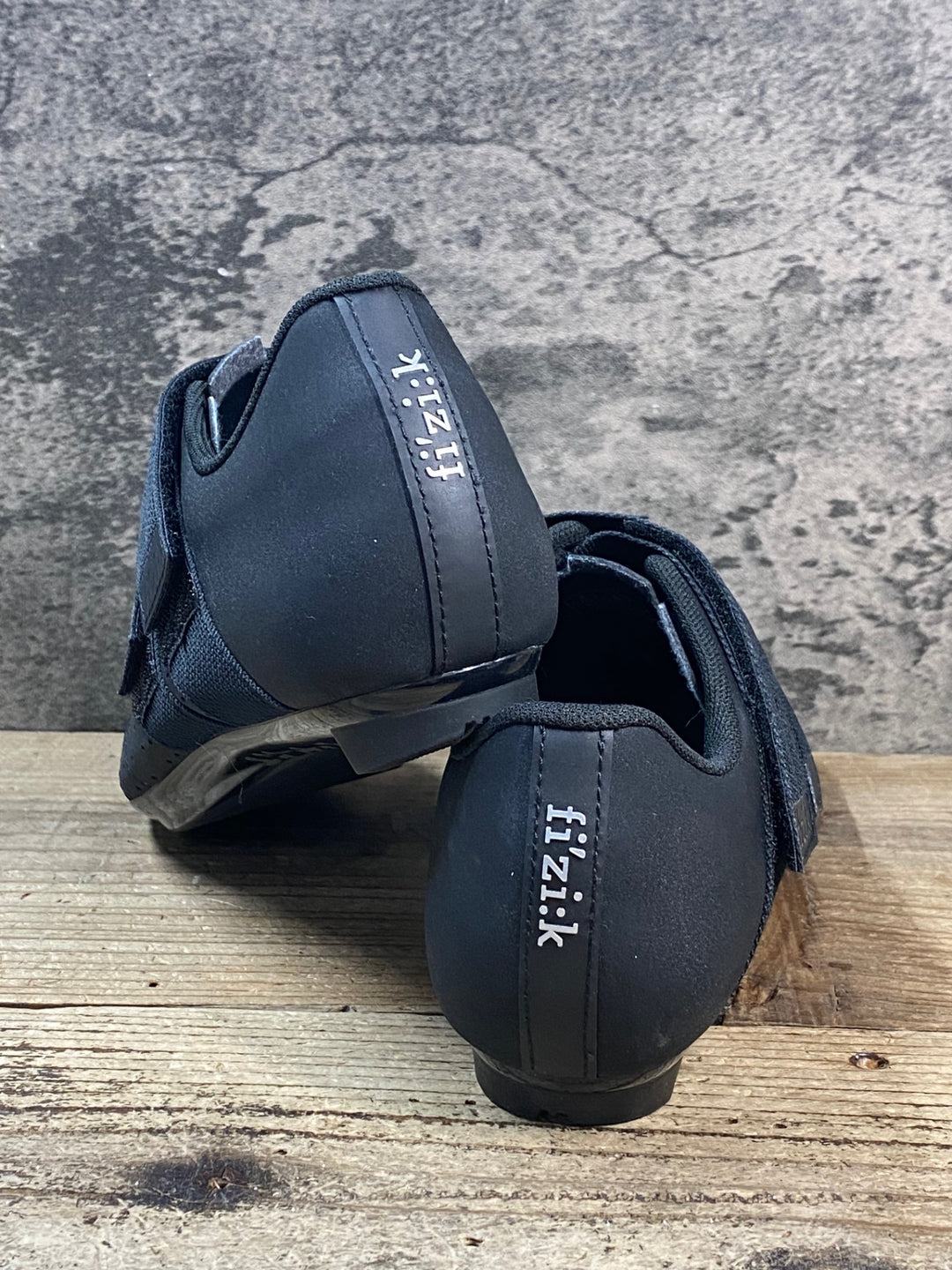 JX856 フィジーク fizik TEMPO POWERSTRAP R5 ビンディングシューズ SPD-SL 黒 EU40 ※未使用