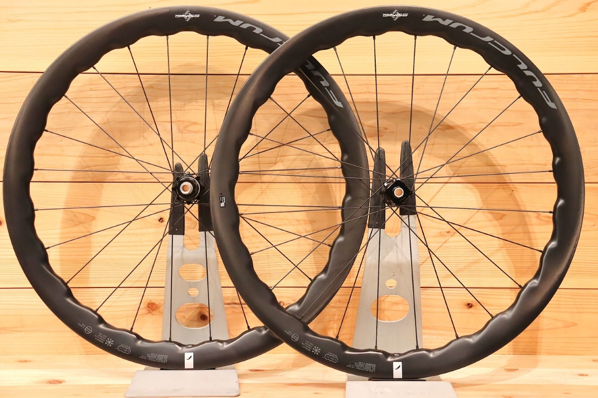 フルクラム FULCRUM ソニック SONIC 42 チューブレス カーボン