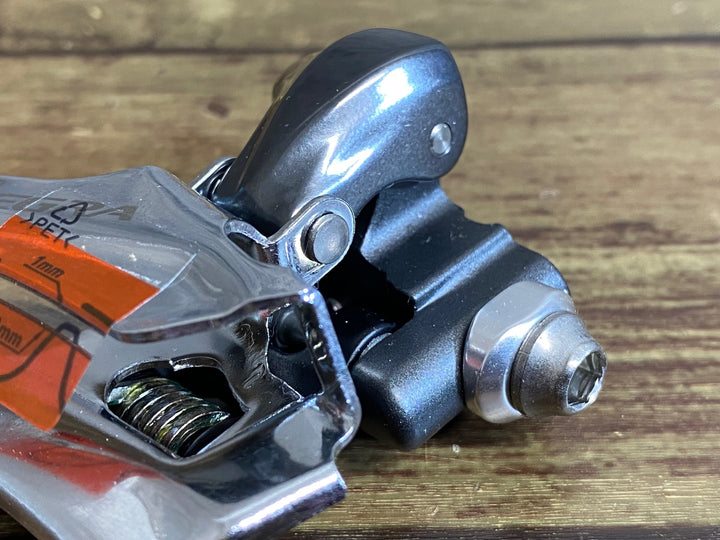 JQ281 シマノ SHIMANO アルテグラ ULTEGRA FD-6700 フロントディレイラー 2S