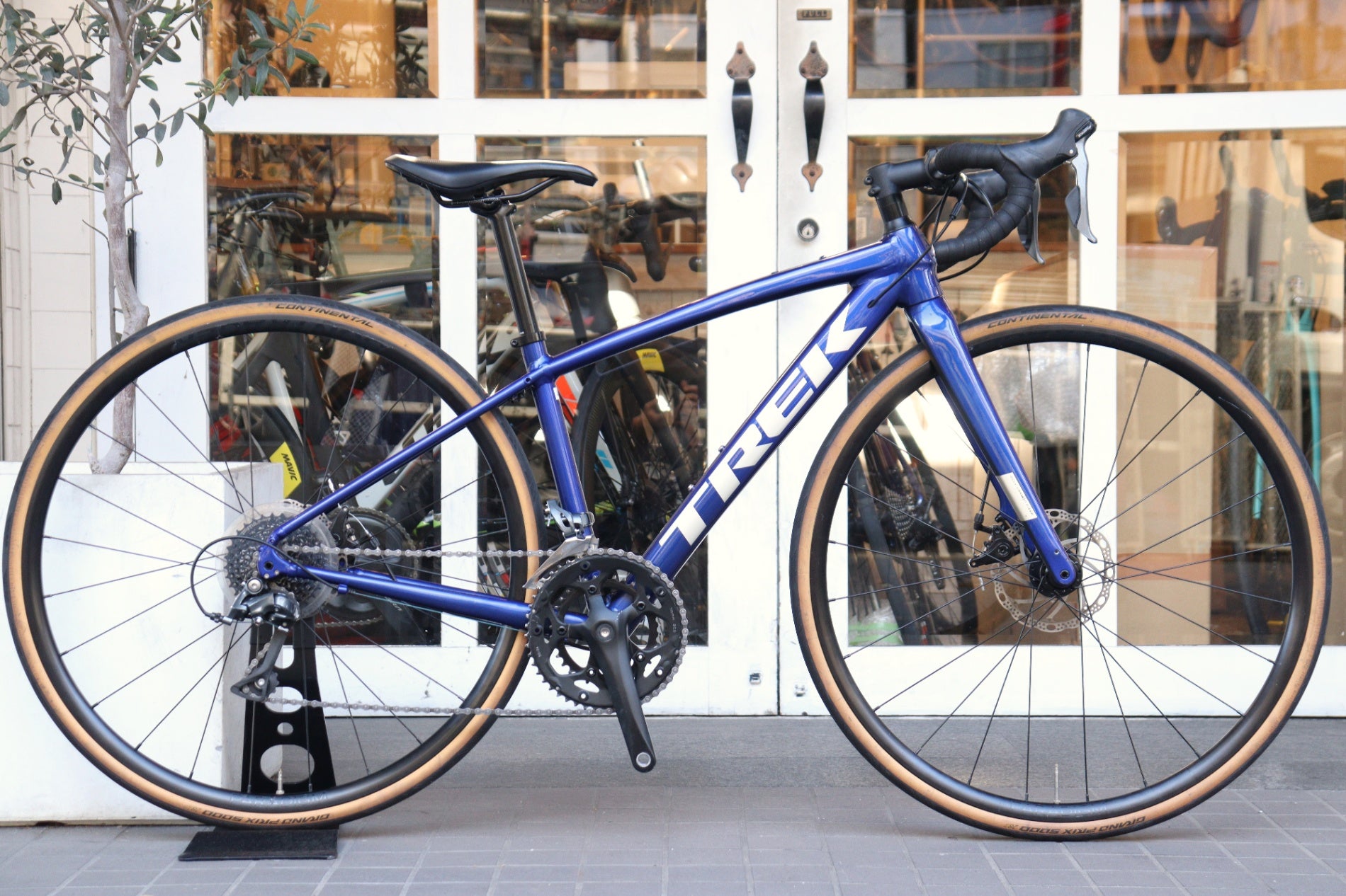 トレック TREK ドマーネ DOMANE AL2 DISC GEN3 2023モデル 44サイズ