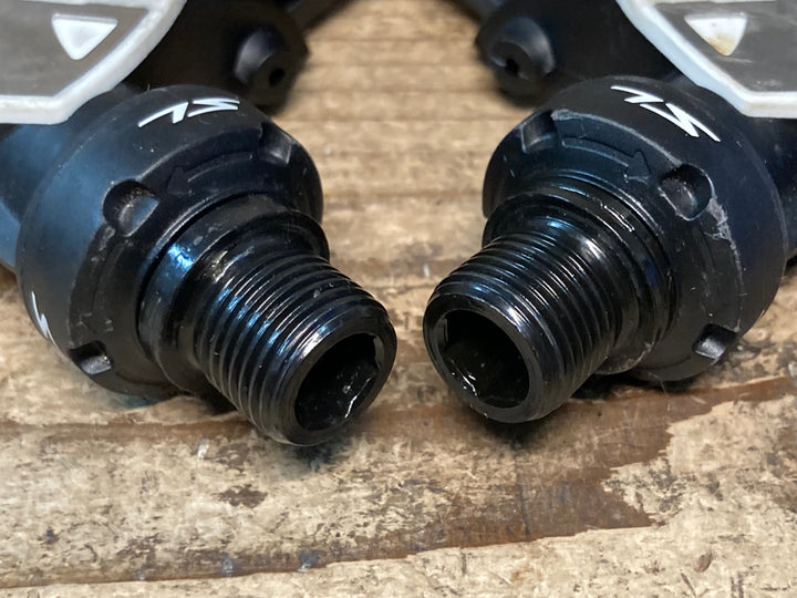JG489 マヴィック MAVIC ZXELLIUM SL ビンディングペダル 白黒