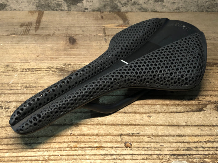 JN708 フィジーク fizik VERSUS EVO ANTARES 00 ADAPTIVE サドル LARGE 146mm カーボンレール