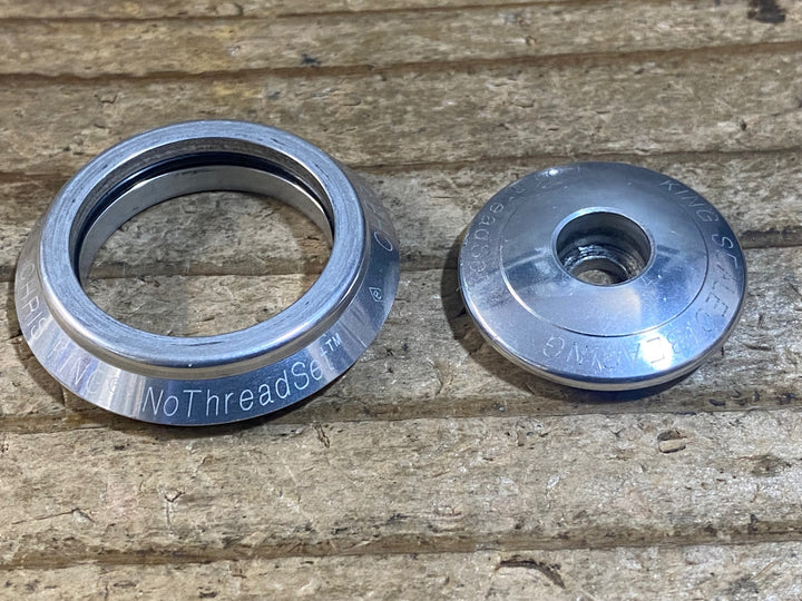KK638 クリスキング CHRIS KING Nothreadset 1-1/8 SV FR0045 ヘッドパーツ シルバー