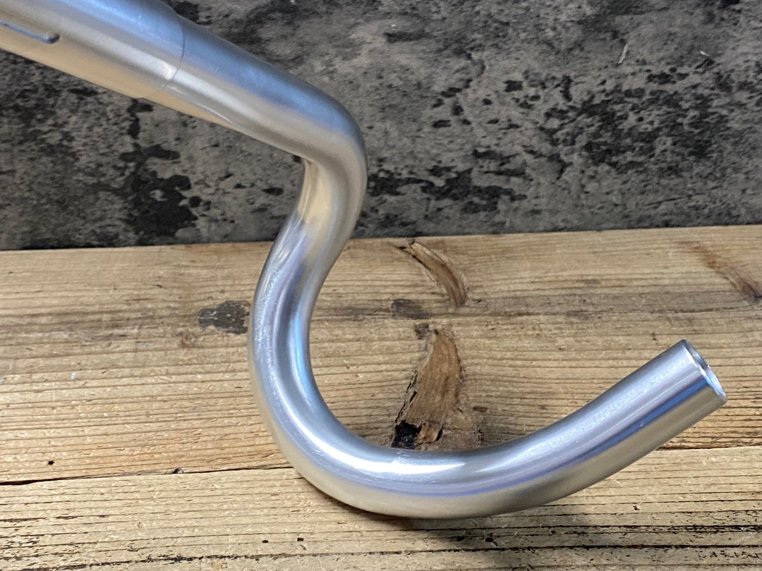 KJ377 日東 NITTO M151F アルミドロップハンドル シルバー 400mm Φ26.0