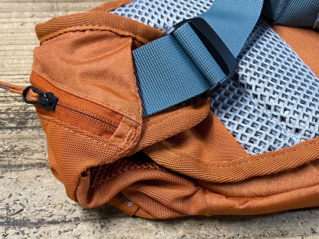 KG086 ドイター DEUTER PULSE5 ウエストバッグ オレンジ ※汚れ