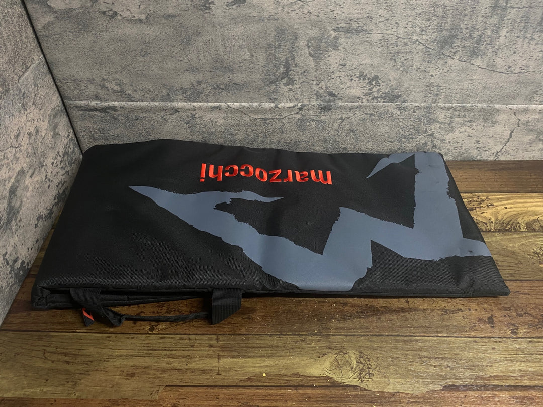 JT881 マルゾッキ Marzocchi Padded Fork Bag