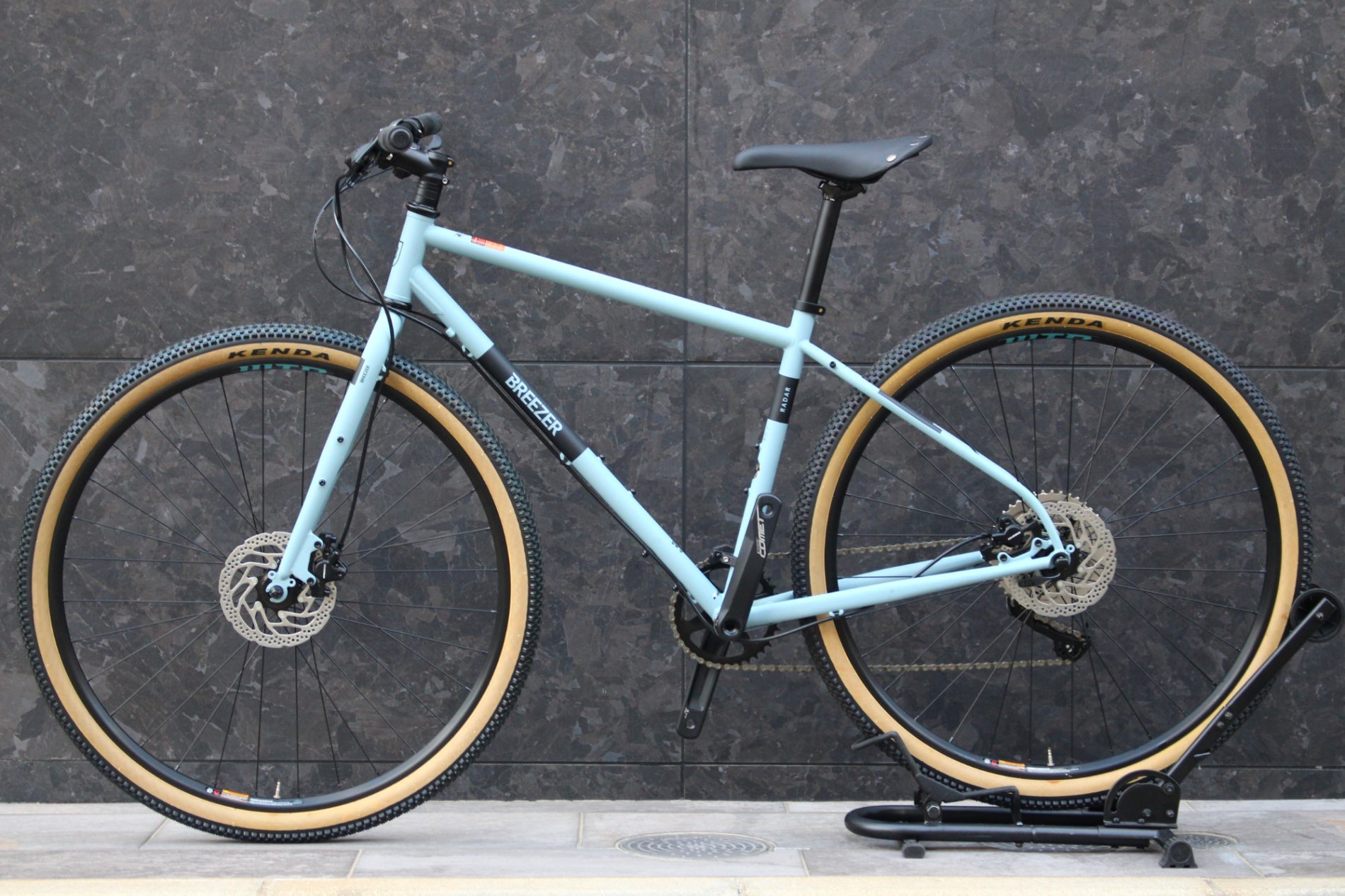 未走行品！ブリーザー BREEZER ラダー カフェ RADAR CAFE 2025 XS